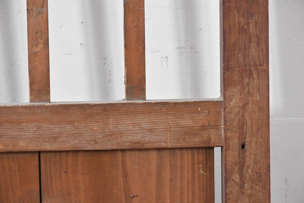 和製アンティーク　明治から大正期　味わい深い木味と格子が魅力の格子蔵戸1枚　(R-085613)