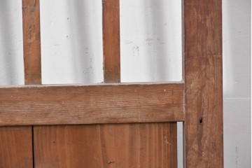 和製アンティーク　明治から大正期　味わい深い木味と格子が魅力の格子蔵戸1枚　(R-085613)