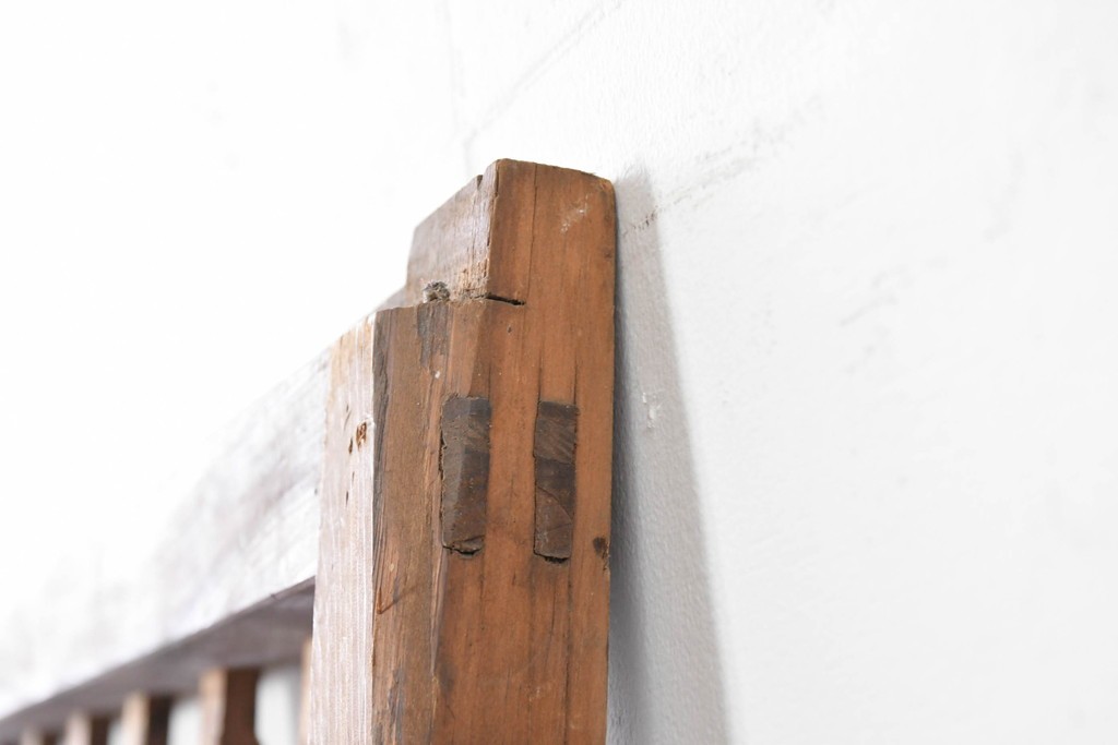 和製アンティーク　明治から大正期　味わい深い木味と格子が魅力の格子蔵戸1枚　(R-085613)