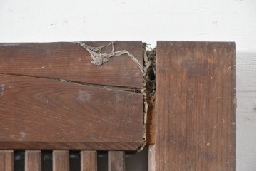 和製アンティーク　明治から大正期　重厚　極太框が存在感を放つ格子蔵戸1枚　(R-085614)