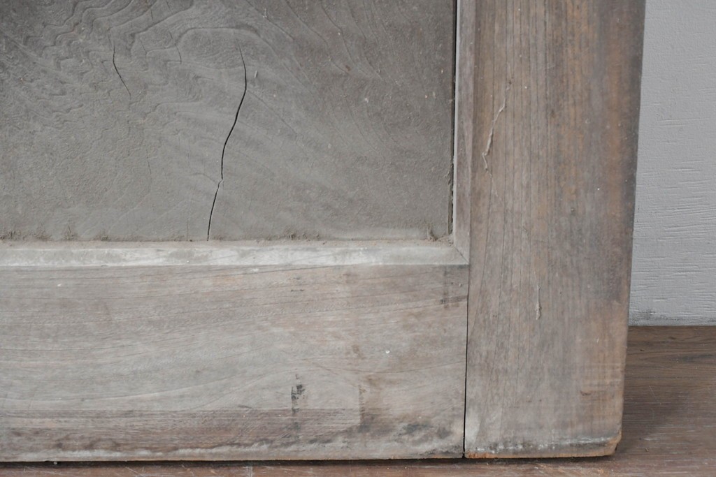 和製アンティーク　明治から大正期　重厚　極太框が存在感を放つ格子蔵戸1枚　(R-085614)