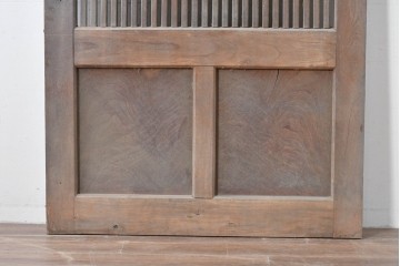 和製アンティーク　明治から大正期　重厚　極太框が存在感を放つ格子蔵戸1枚　(R-085615)