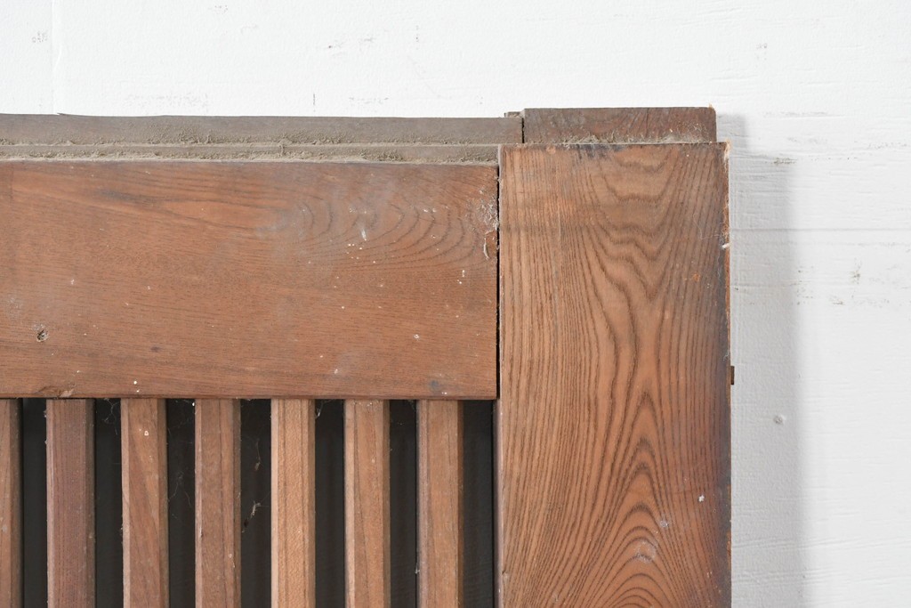 和製アンティーク　明治から大正期　重厚　極太框が存在感を放つ格子蔵戸1枚　(R-085615)