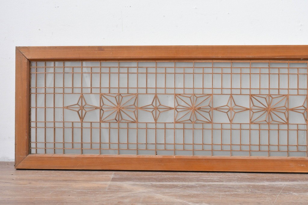ヴィンテージ建具　昭和中期　片面ガラス　繊細な細格子と連続する組子文様が美しく整う欄間1枚　(R-085618)