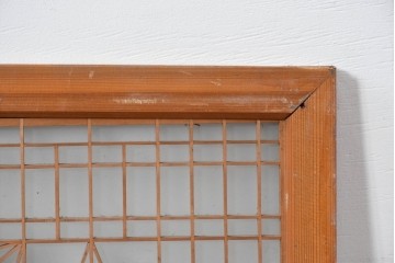 ヴィンテージ建具　昭和中期　片面ガラス　繊細な細格子と連続する組子文様が美しく整う欄間1枚　(R-085618)