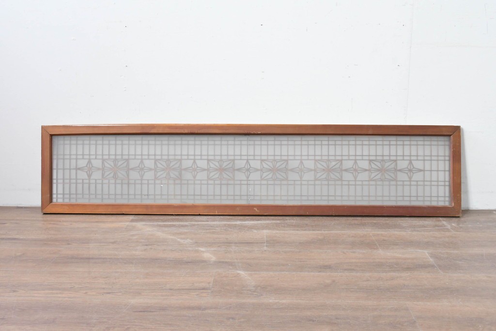 ヴィンテージ建具　昭和中期　片面ガラス　繊細な細格子と連続する組子文様が美しく整う欄間1枚　(R-085618)