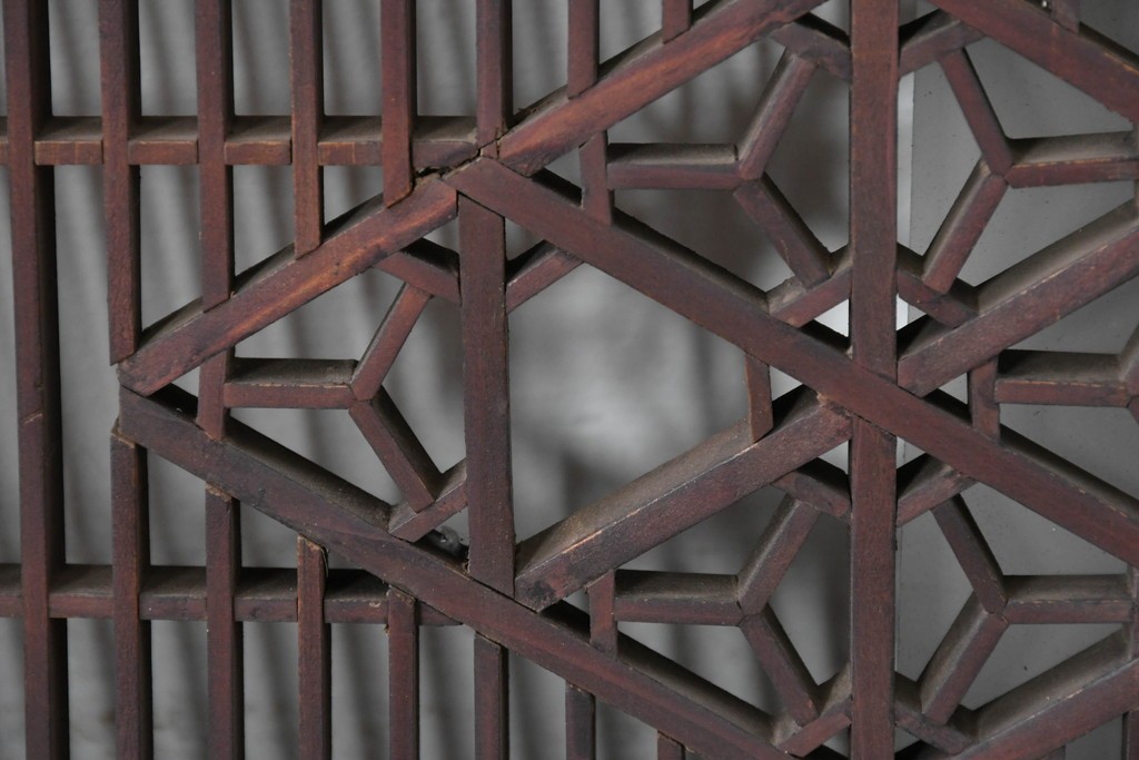 アンティーク建具　明治から大正期　細格子に菱形組子入りの欄間1枚　(R-085619)