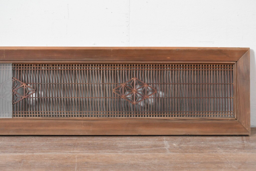 アンティーク建具　明治から大正期　細格子に菱形組子入りの欄間1枚　(R-085619)