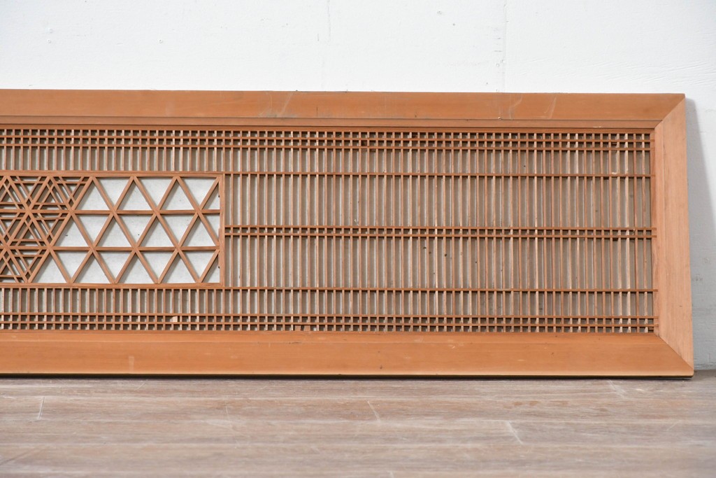 ヴィンテージ建具　昭和中期　片面障子　細格子に繊細な組子入りの欄間1枚　(R-085620)