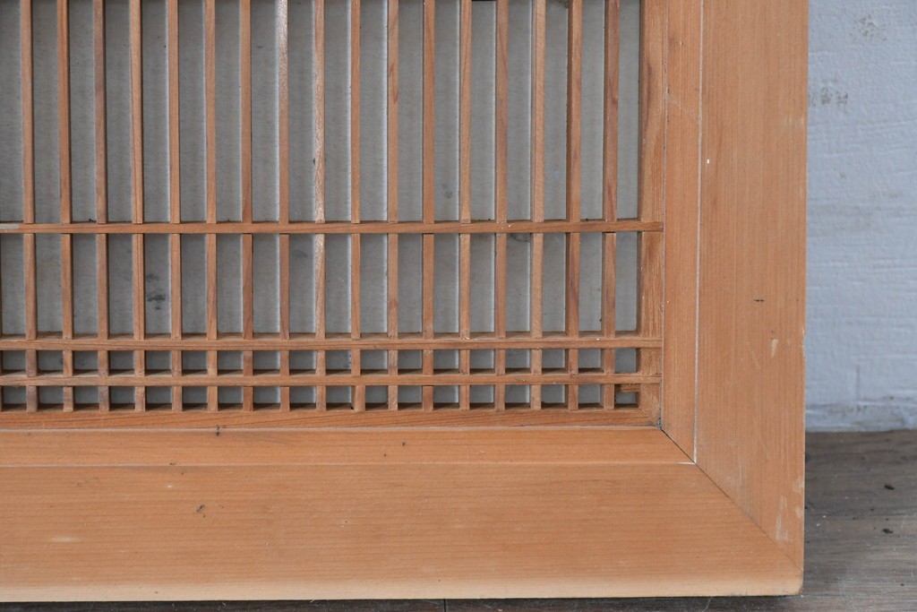 ヴィンテージ建具　昭和中期　片面障子　細格子に繊細な組子入りの欄間1枚　(R-085620)