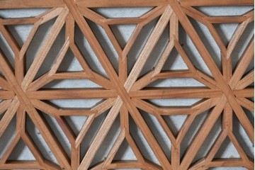 ヴィンテージ建具　昭和中期　片面障子　細格子に繊細な組子入りの欄間1枚　(R-085620)