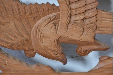 ヴィンテージ建具　昭和中期　松と飛ぶ鳥の彫刻が美しい欄間2枚セット　(R-085622)