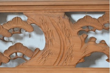 ヴィンテージ建具　昭和中期　松と飛ぶ鳥の彫刻が美しい欄間2枚セット　(R-085622)