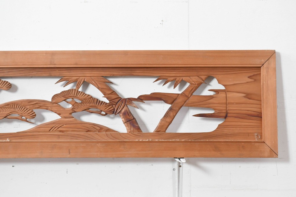 ヴィンテージ建具　昭和中期　松竹梅の彫刻が施された欄間2枚セット　(R-085623)