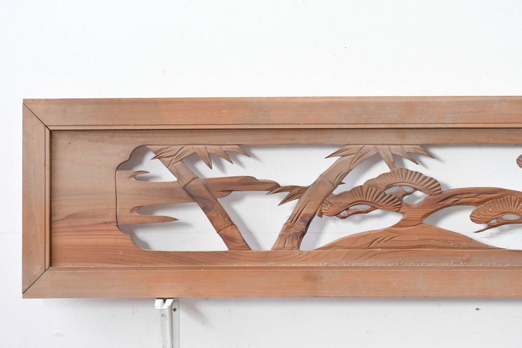 ヴィンテージ建具　昭和中期　松竹梅の彫刻が施された欄間2枚セット　(R-085623)