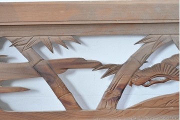 ヴィンテージ建具　昭和中期　松竹梅の彫刻が施された欄間2枚セット　(R-085623)