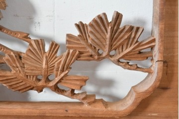 ヴィンテージ建具　昭和中期　井波彫刻　松に鶴の意匠が目を引く彫刻欄間2枚セット　(R-085624)