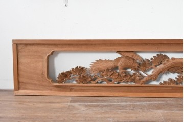 ヴィンテージ建具　昭和中期　井波彫刻　松に鶴の意匠が目を引く彫刻欄間2枚セット　(R-085624)