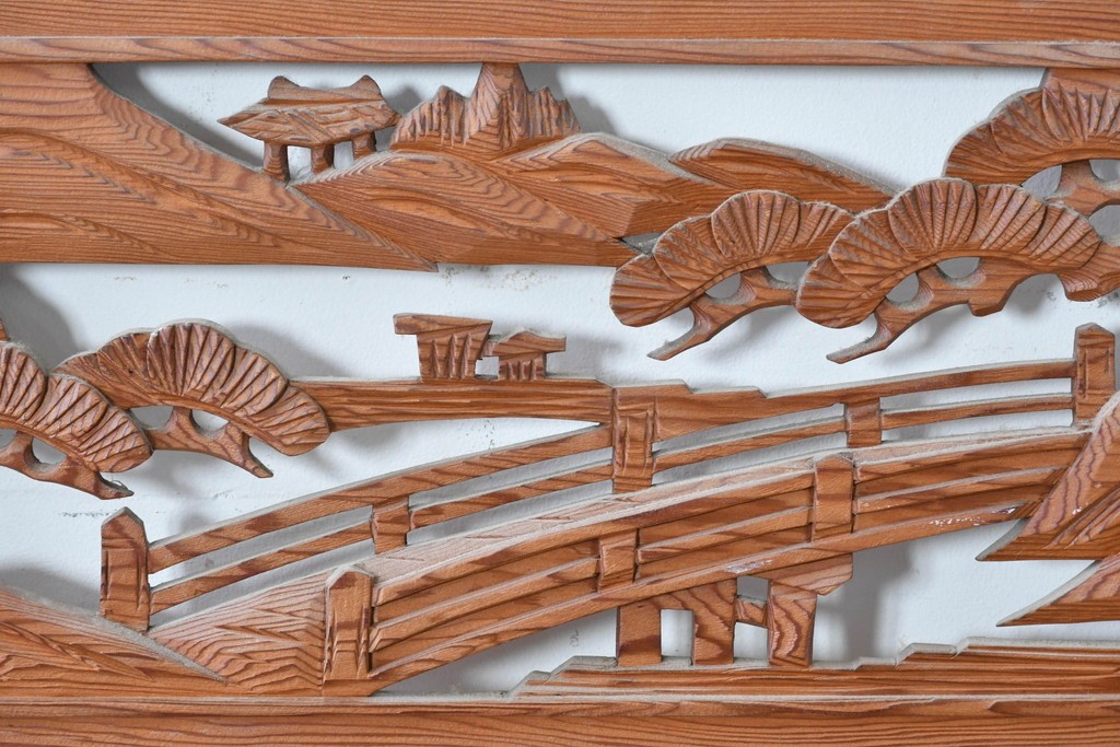 ヴィンテージ建具　昭和中期　山水風景の彫刻が目を引く欄間2枚セット　(R-085625)