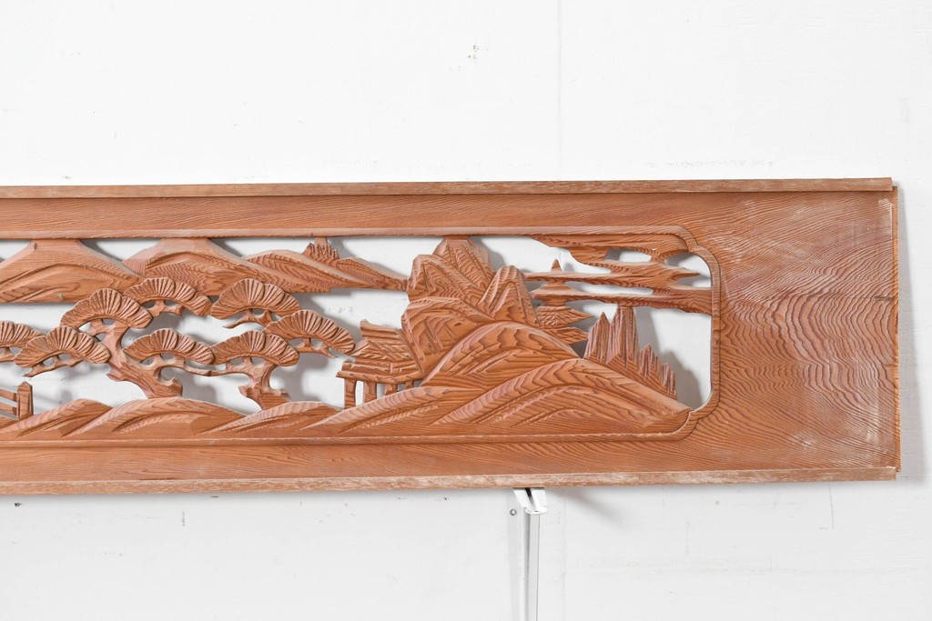 ヴィンテージ建具　昭和中期　山水風景の彫刻が目を引く欄間2枚セット　(R-085625)