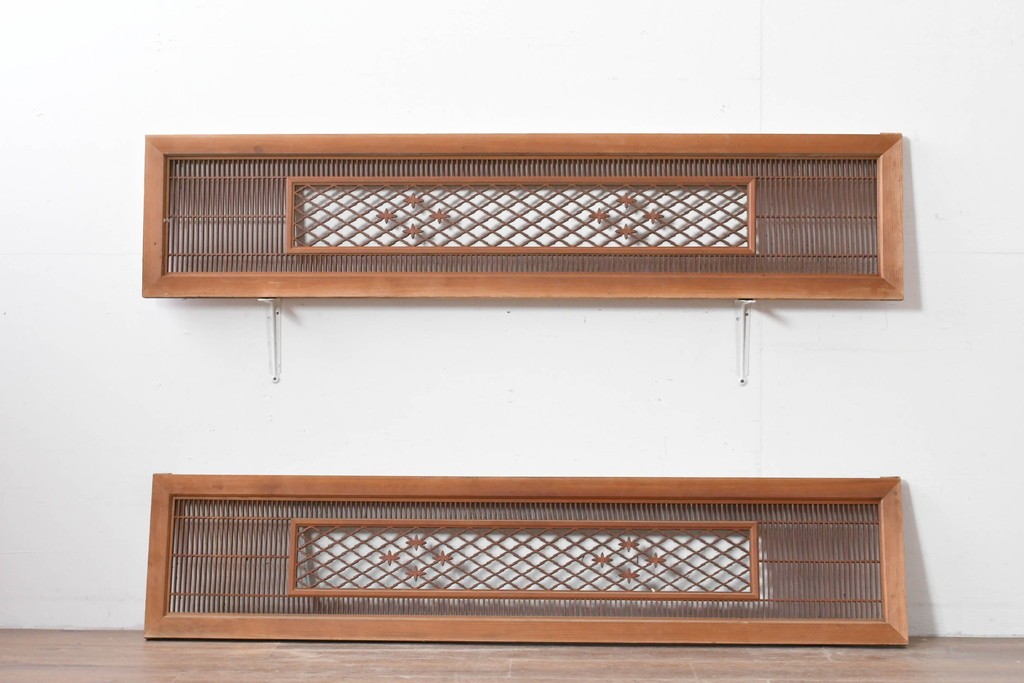 アンティーク建具　昭和初期　組子入り　繊細な格子と花模様の装飾が美しい欄間2枚セット　(R-085626)