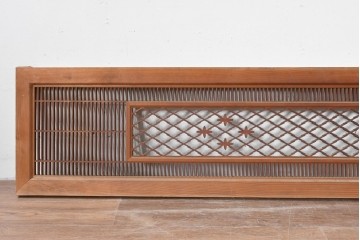 アンティーク建具　昭和初期　組子入り　繊細な格子と花模様の装飾が美しい欄間2枚セット　(R-085626)