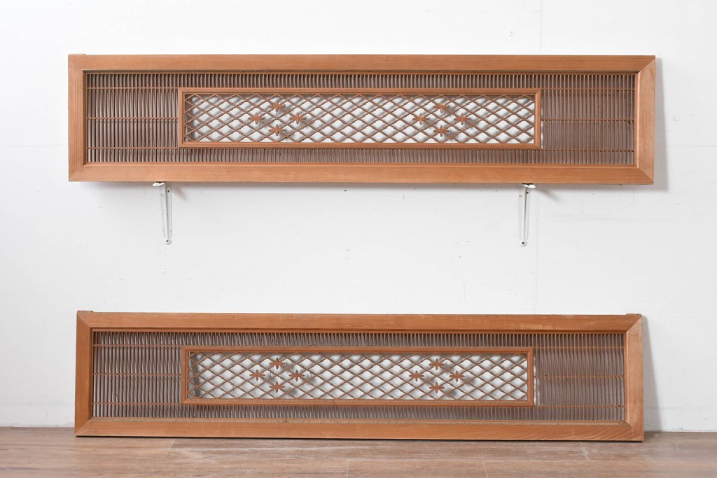 アンティーク建具　昭和初期　組子入り　繊細な格子と花模様の装飾が美しい欄間2枚セット　(R-085626)