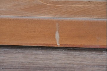 ヴィンテージ建具　昭和中期　彫刻入り　松の枝ぶりと羽を広げた鳥の姿を表現した欄間2枚セット　(R-085628)