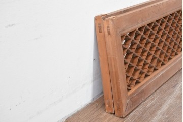 アンティーク建具　昭和初期　格子細工の意匠が魅力の組子欄間2枚セット　(R-085629)