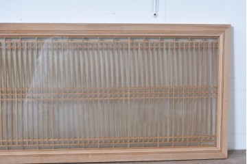 ヴィンテージ建具　昭和中期　両面ガラス入り　整然と並ぶ格子が美しい筬欄間2枚セット　(R-085633)