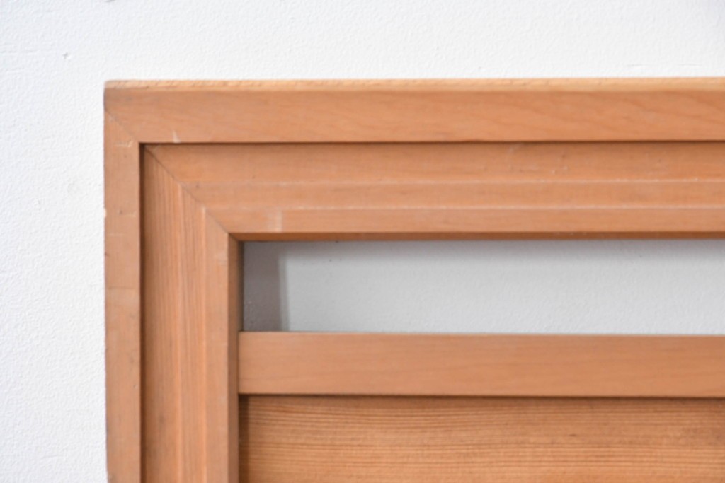 ヴィンテージ建具　昭和中期　躍動感ある鶴と松の彫刻が見事な欄間2枚セット　(R-085634)