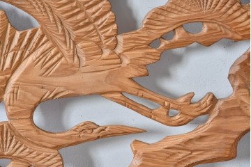 ヴィンテージ建具　昭和中期　躍動感ある鶴と松の彫刻が見事な欄間2枚セット　(R-085634)