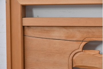 ヴィンテージ建具　昭和中期　躍動感ある鶴と松の彫刻が見事な欄間2枚セット　(R-085634)