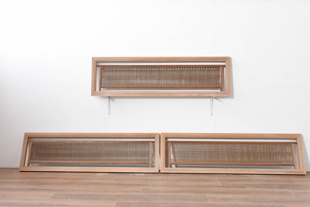 ヴィンテージ建具　昭和中期　繊細に並んだ細い桟に組子が映える筬欄間3枚セット　(R-085635)