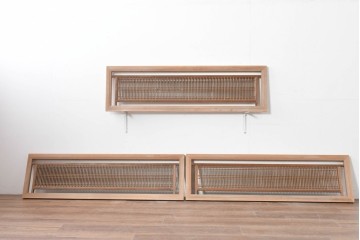 ヴィンテージ建具　昭和中期　繊細に並んだ細い桟に組子が映える筬欄間3枚セット　(R-085635)