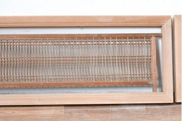 ヴィンテージ建具　昭和中期　繊細に並んだ細い桟に組子が映える筬欄間3枚セット　(R-085635)