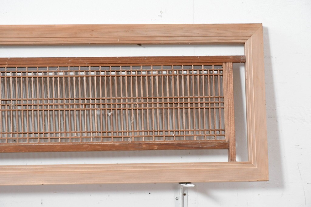 ヴィンテージ建具　昭和中期　繊細に並んだ細い桟に組子が映える筬欄間3枚セット　(R-085635)