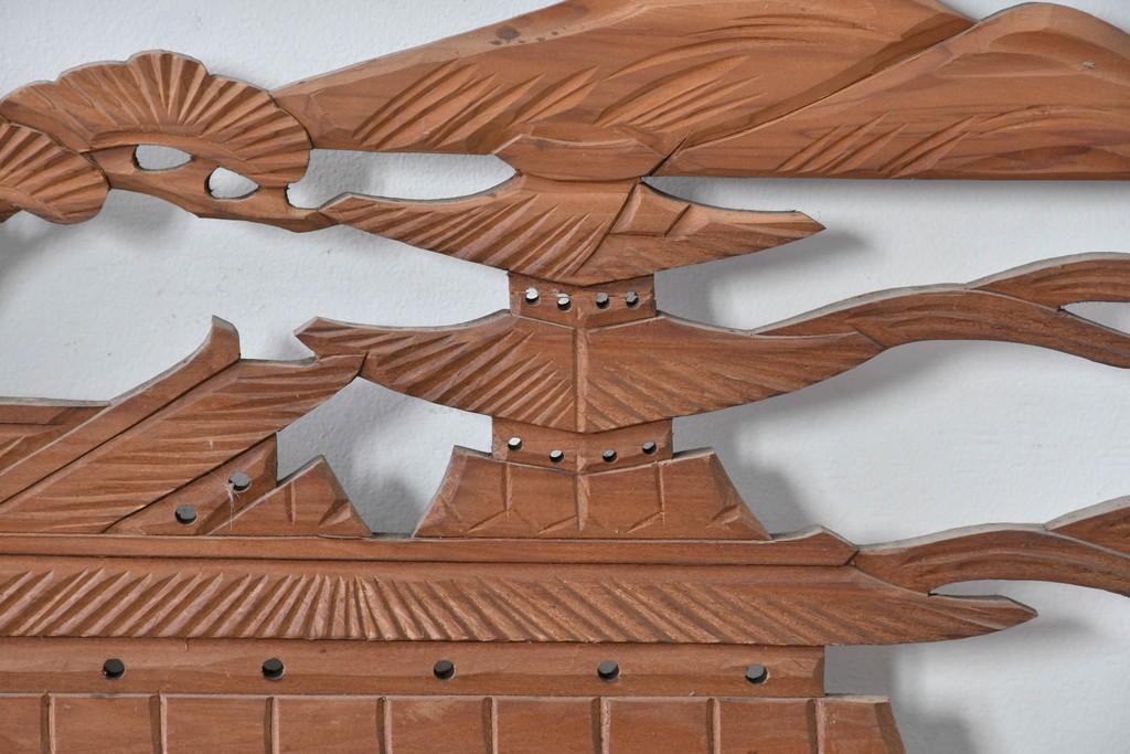 アンティーク建具　大正から昭和初期　黒漆枠　松竹梅や山水の風景を彫刻した欄間3枚セット　(R-085636)