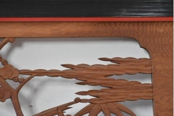 アンティーク建具　大正から昭和初期　黒漆枠　松竹梅や山水の風景を彫刻した欄間3枚セット　(R-085636)