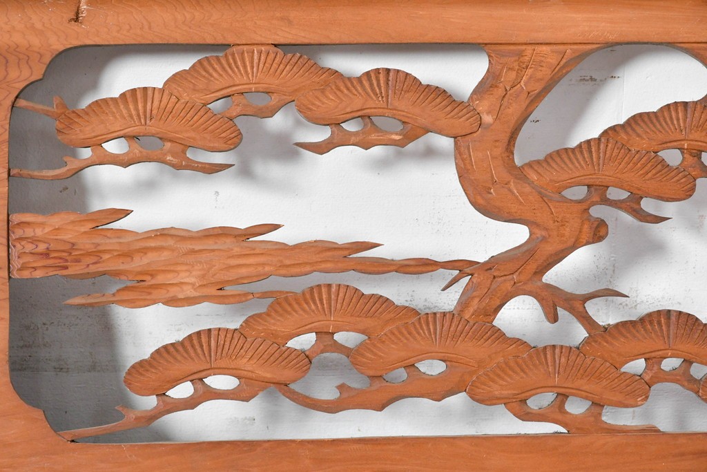 アンティーク建具　大正から昭和初期　黒漆枠　松竹梅や山水の風景を彫刻した欄間3枚セット　(R-085636)