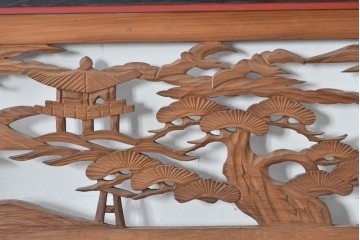 アンティーク建具　大正から昭和初期　黒漆枠　松竹梅や山水の風景を彫刻した欄間3枚セット　(R-085636)