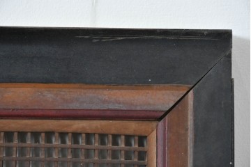アンティーク建具　明治期　彫刻入り　繊細な格子に彫刻がアクセントになる筬欄間2枚セット　(R-085637)