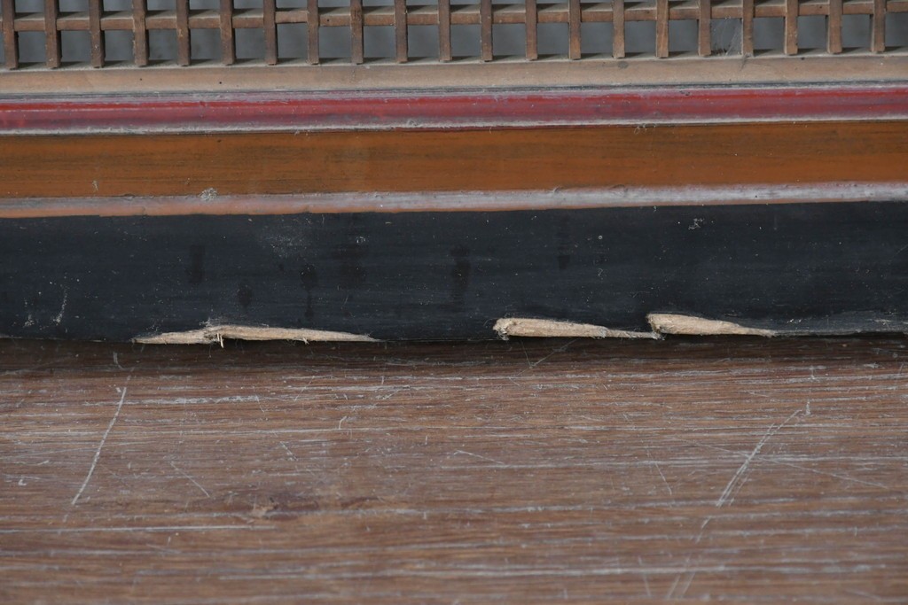 アンティーク建具　明治期　彫刻入り　繊細な格子に彫刻がアクセントになる筬欄間2枚セット　(R-085637)