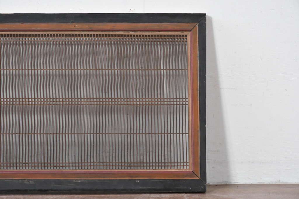 アンティーク建具　明治から大正期　黒塗り枠の繊細な筬欄間1枚　(R-085638)