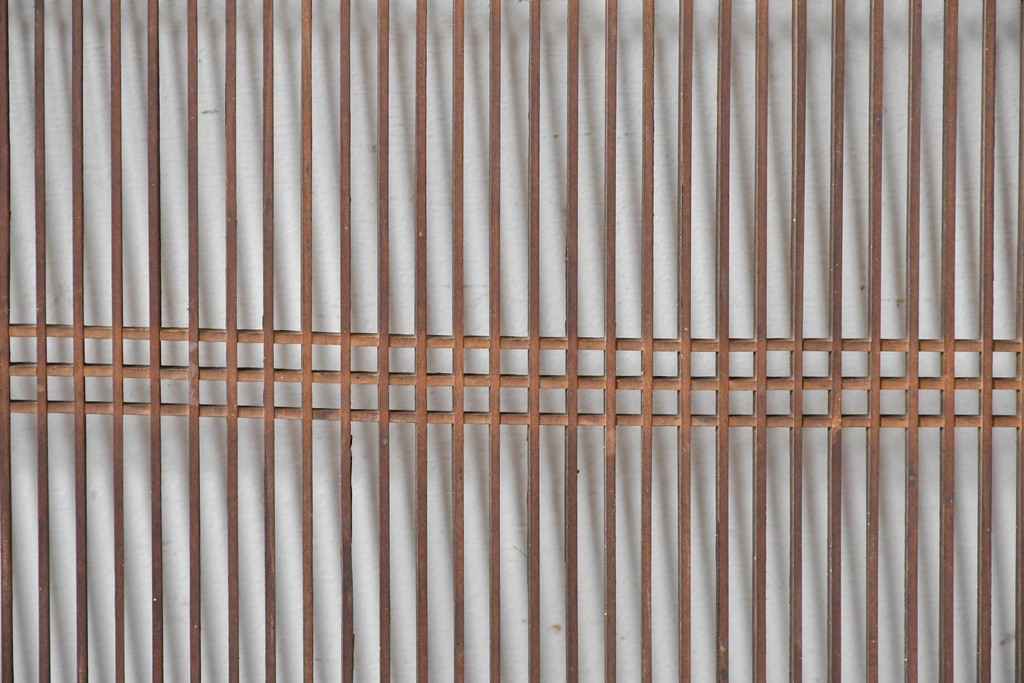 アンティーク建具　明治から大正期　黒塗り枠の繊細な筬欄間1枚　(R-085638)