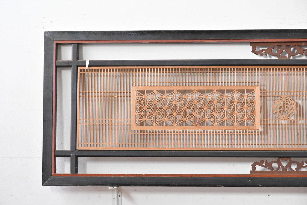 アンティーク建具　昭和初期　上手物‼　組子と透かし彫りが美しい欄間2枚セット　(R-085639)