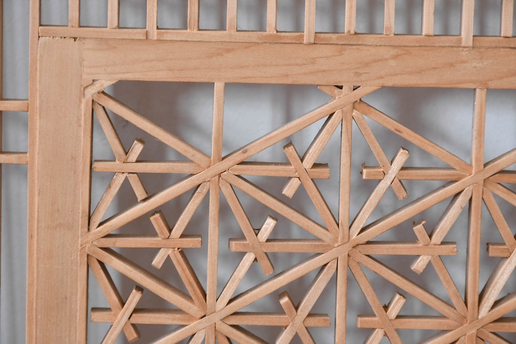 アンティーク建具　昭和初期　上手物‼　組子と透かし彫りが美しい欄間2枚セット　(R-085639)