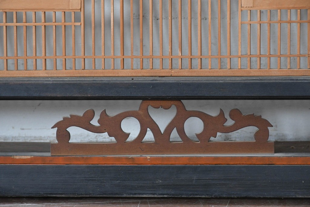 アンティーク建具　昭和初期　上手物‼　組子と透かし彫りが美しい欄間2枚セット　(R-085639)
