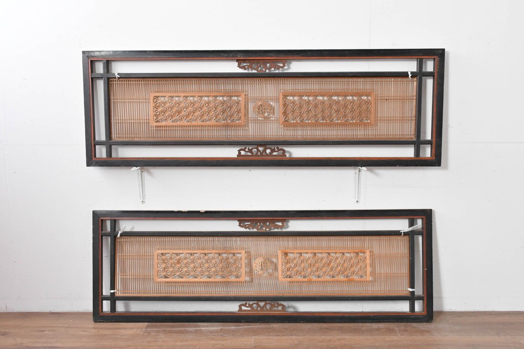 アンティーク建具　昭和初期　上手物‼　組子と透かし彫りが美しい欄間2枚セット　(R-085639)