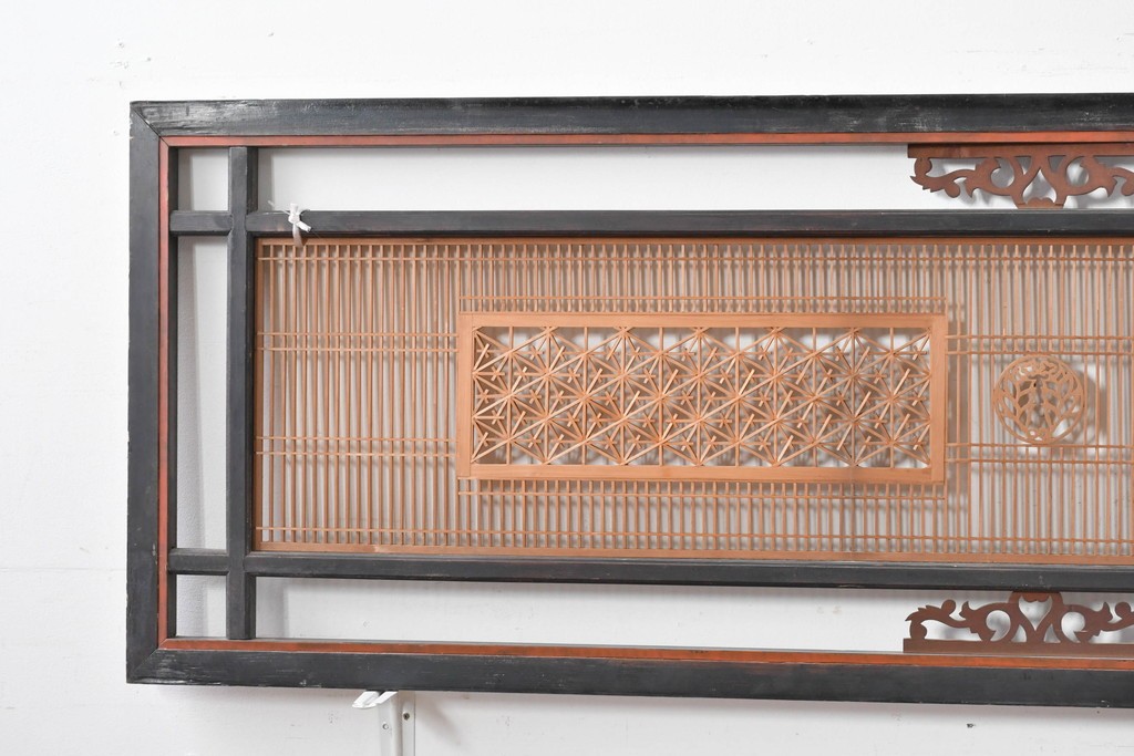 アンティーク建具　昭和初期　上手物‼　組子と透かし彫りが美しい欄間2枚セット　(R-085639)